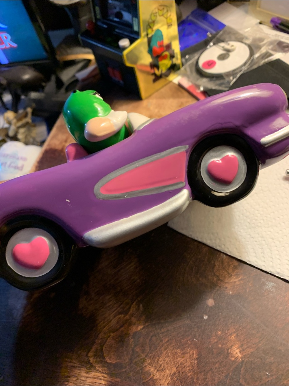 Collectible M&M'S Purple Toy Car with Red and Green M&M Characters - Picture 5 of 5